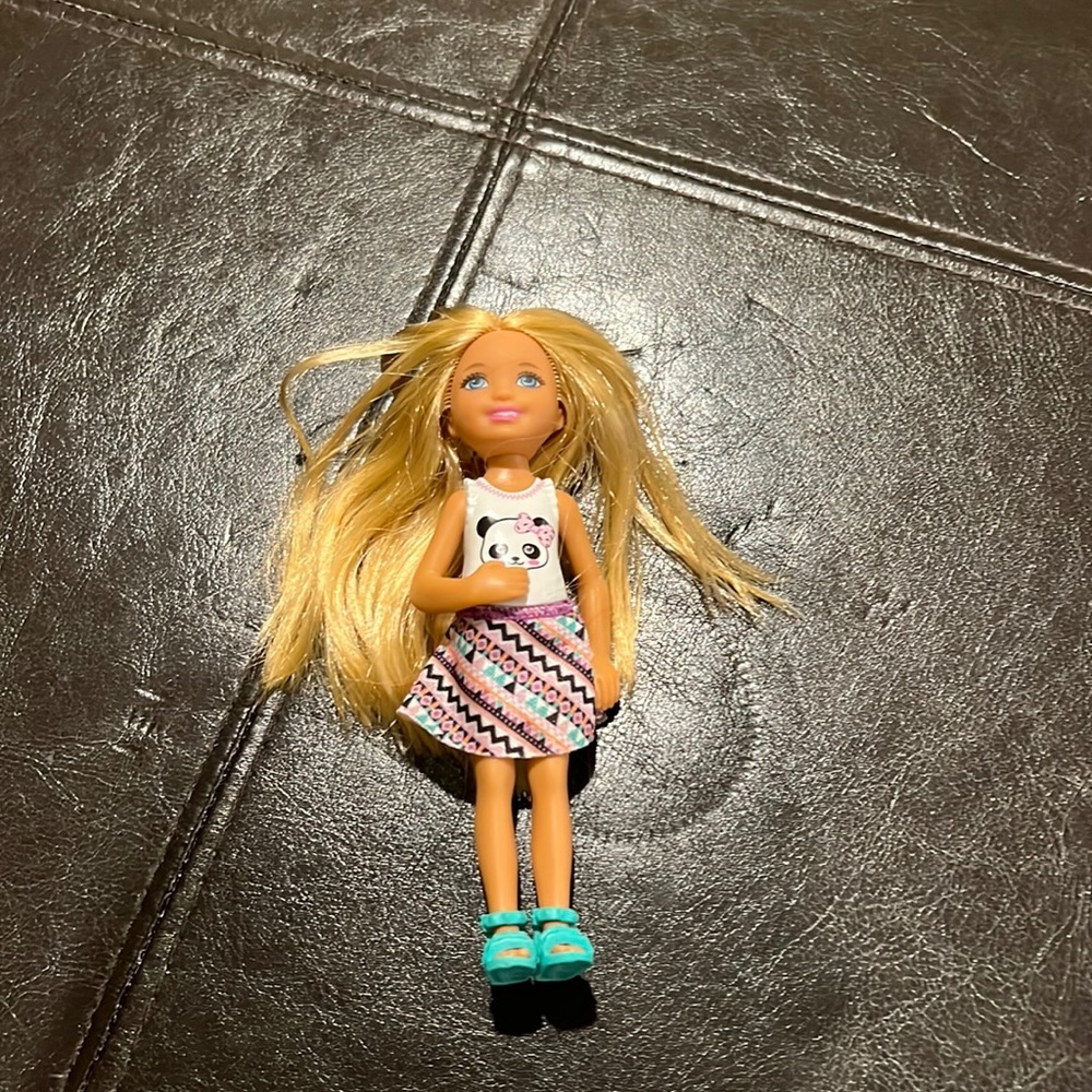 2015 The Original Mattel Barbie Club Chelsea Doll.